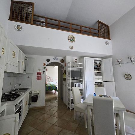 Appartamento Gallura Da Giuseppina Santa Teresa Gallura Exterior photo